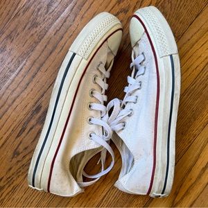 White converse all stars